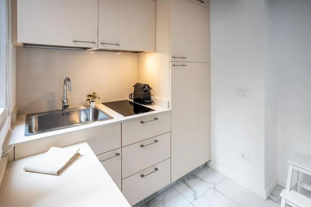 Duomo'S Nest - Central Mini-Apt Milano Italia