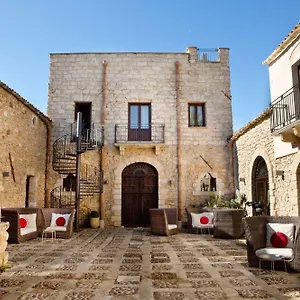 https://il-baglio-della-luna-relais.sicilyhotelsitaly.net